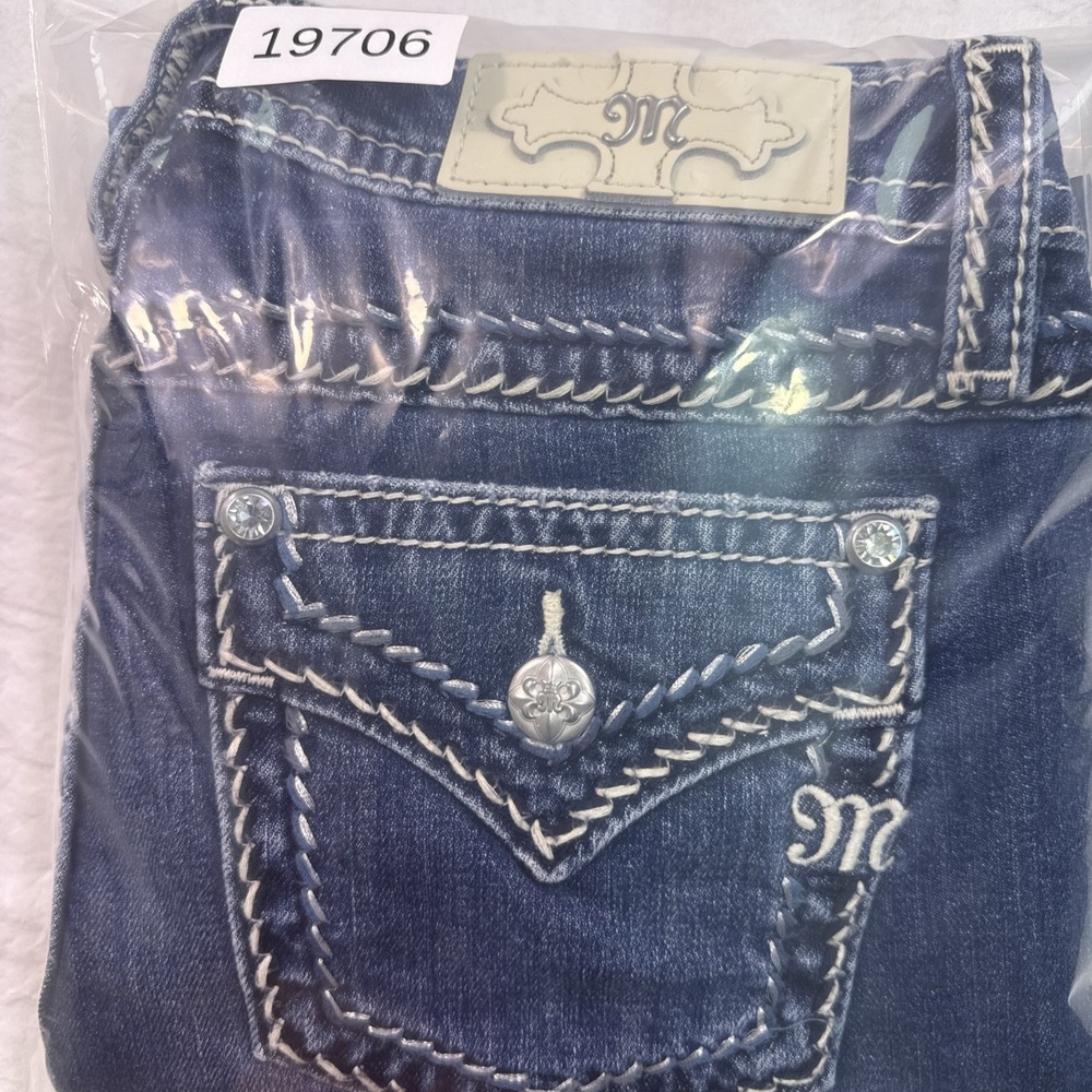 Miss Me Women 29x29 Jeans Blue Medium Wash Slim Fit Embellished MID RISE SKINNY - Picture 10 of 10